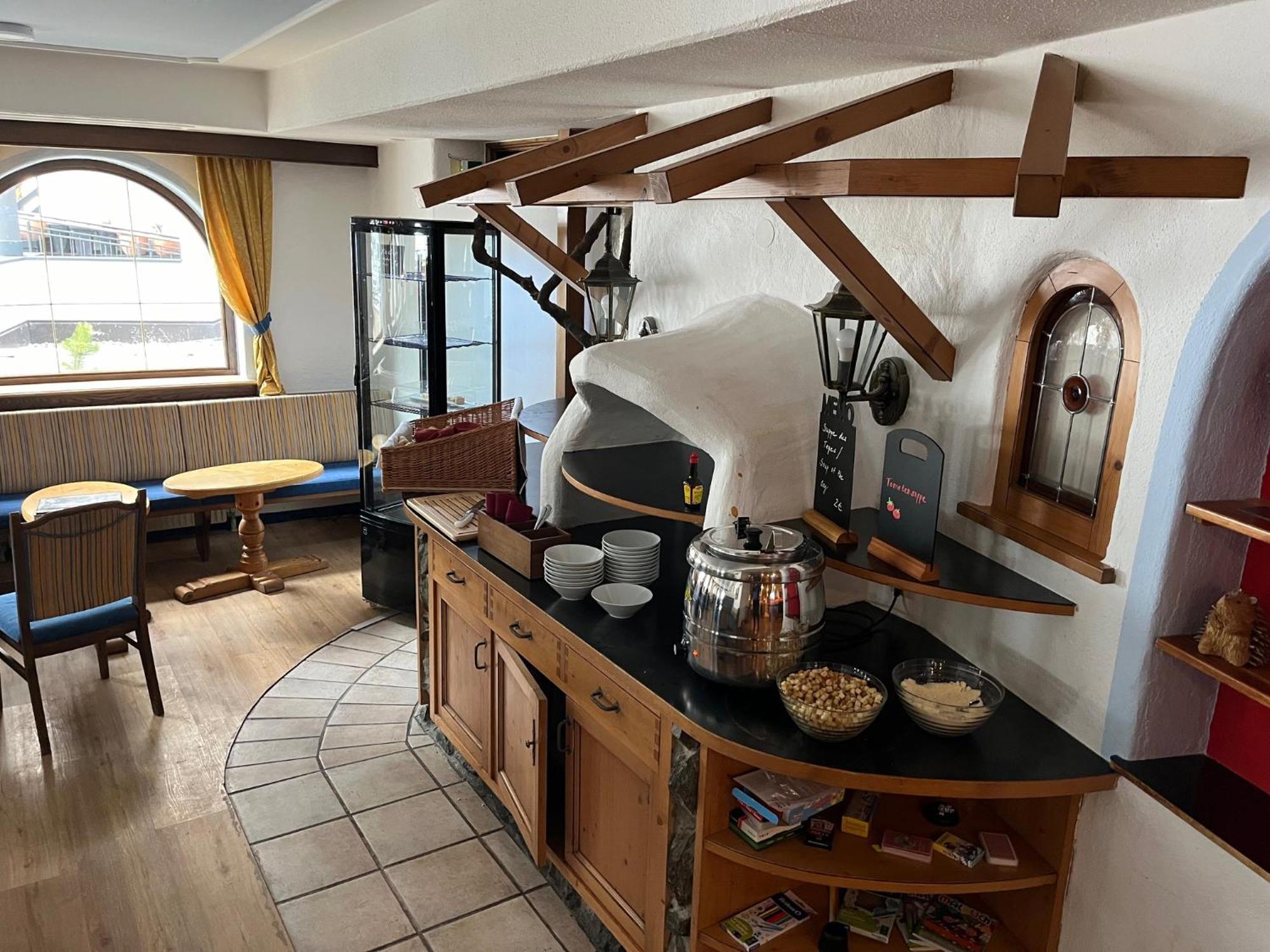 Tieflehner Hof Pitztalhaus Hotel Sankt Leonhard im Pitztal Esterno foto