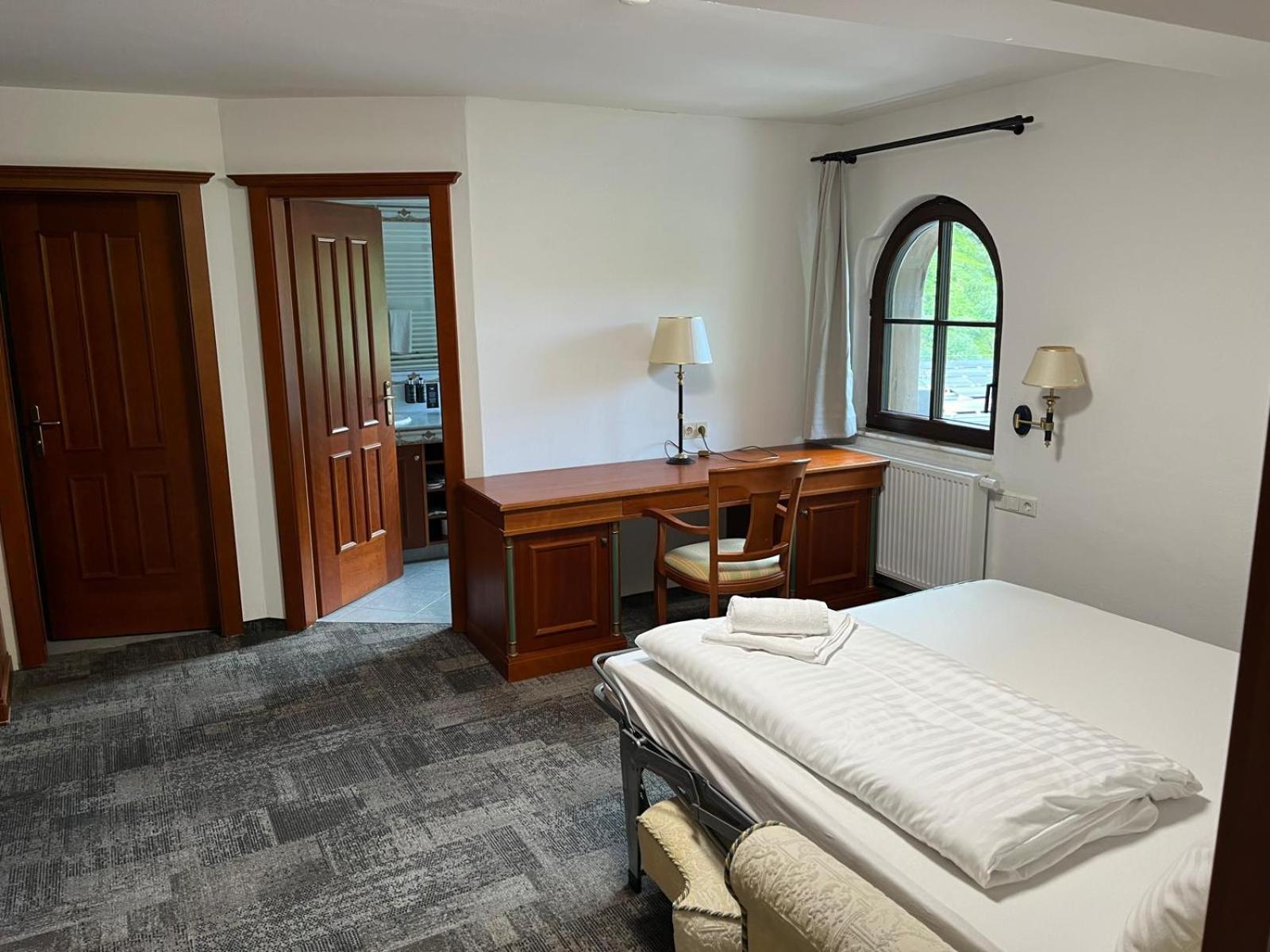 Tieflehner Hof Pitztalhaus Hotel Sankt Leonhard im Pitztal Esterno foto