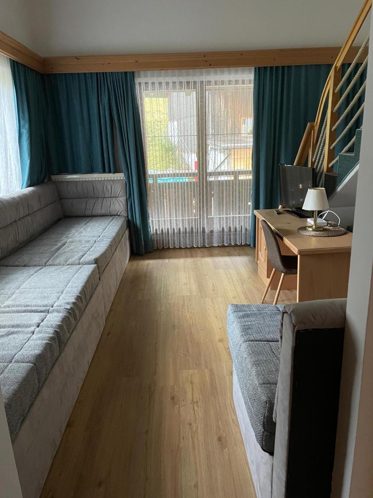 Tieflehner Hof Pitztalhaus Hotel Sankt Leonhard im Pitztal Esterno foto