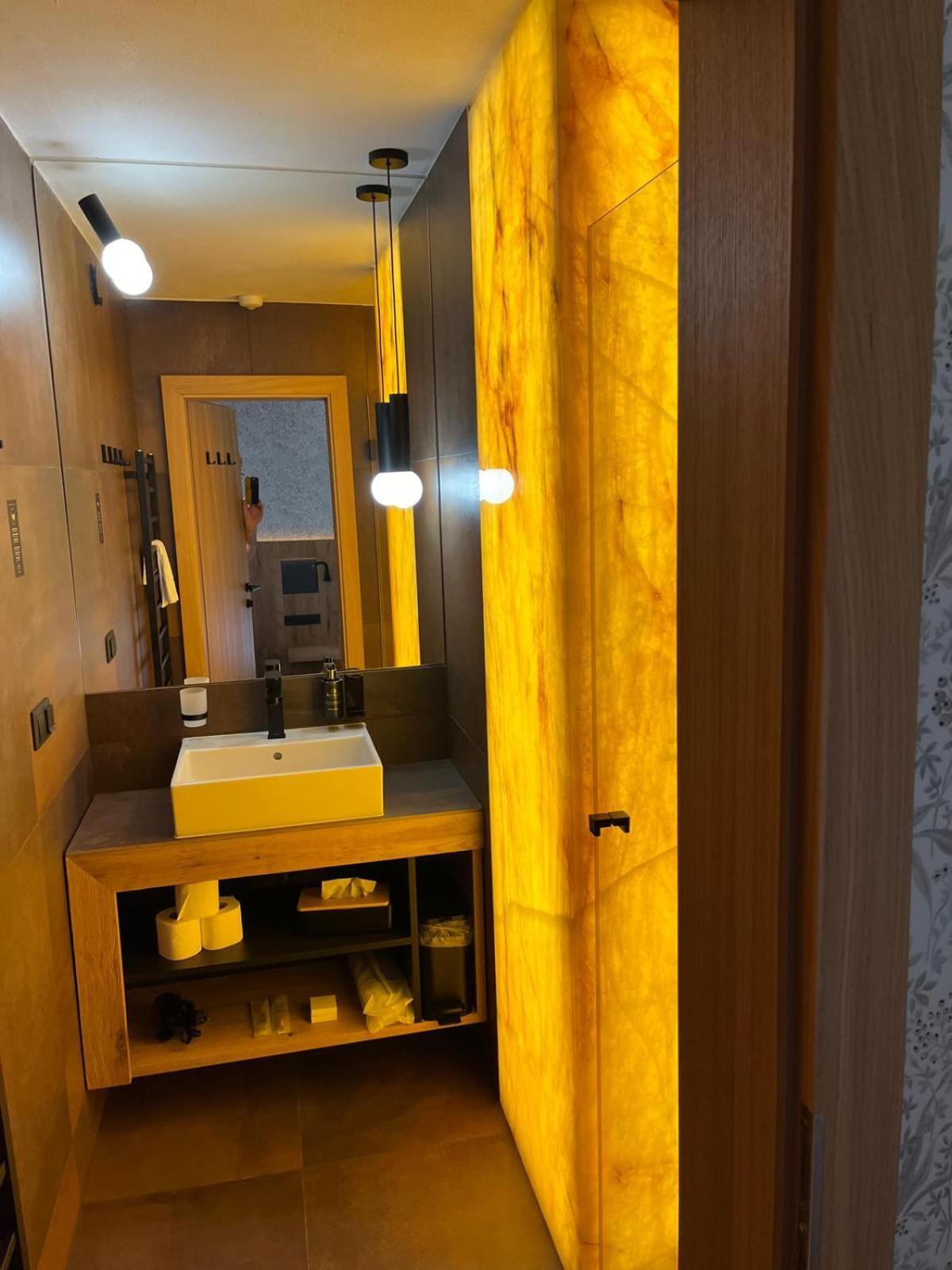 Tieflehner Hof Pitztalhaus Hotel Sankt Leonhard im Pitztal Esterno foto