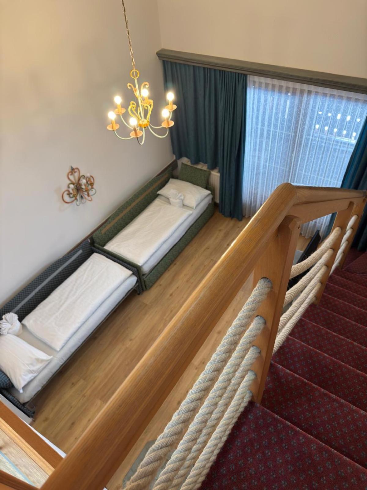 Tieflehner Hof Pitztalhaus Hotel Sankt Leonhard im Pitztal Esterno foto