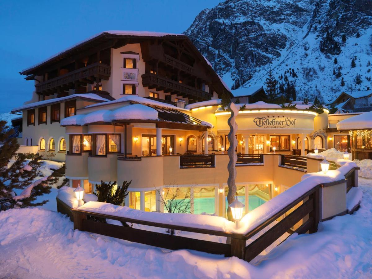 Tieflehner Hof Pitztalhaus Hotel Sankt Leonhard im Pitztal Esterno foto